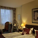 Cityline Klassik Altstadt מלון