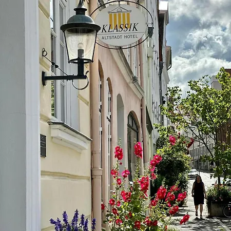 Cityline Klassik Altstadt 3* ליבק