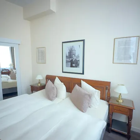 Cityline Klassik Altstadt 3* ליבק