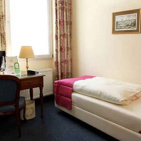 Cityline Klassik Altstadt Hotel 3*