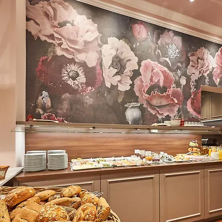 Cityline Klassik Altstadt Hotel 4*