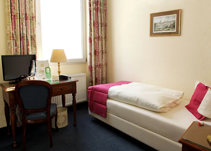 Cityline Klassik Altstadt Hotel 3*